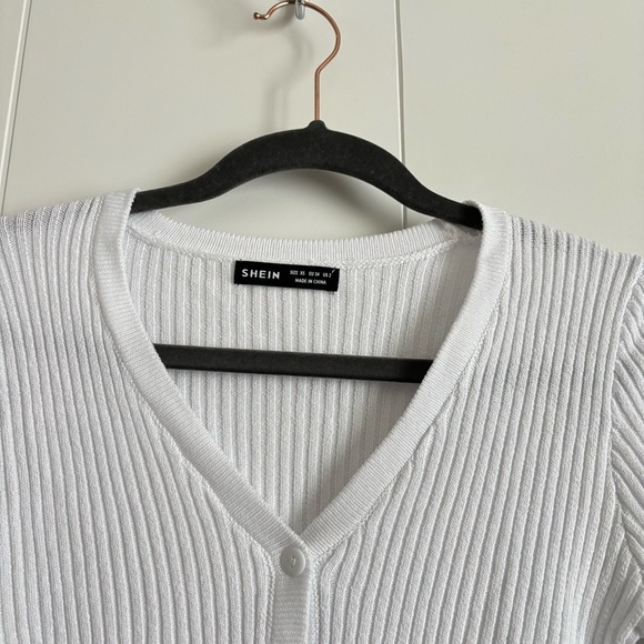 3/$45 White Ribbed Knit Cardigan - Picture 3 of 4